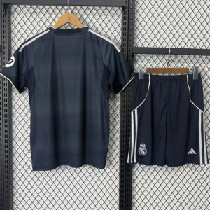 Real Madrid bortatröja barn 2026 matchtröja med eget namn och nummer tryck